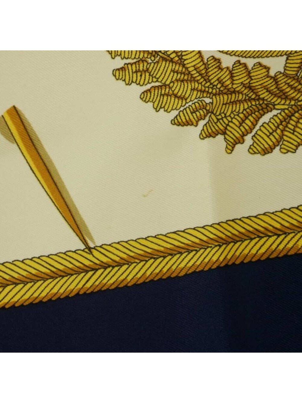 Hermes Scarf Carre 90 les Armes de Paris Silk Navy - Picture 4 of 7